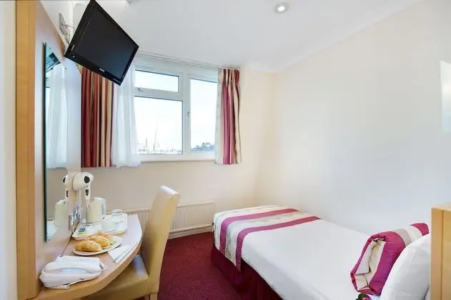 Queens Park Hotel - Oda
