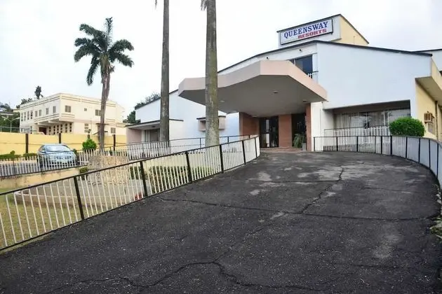Queens way Resorts