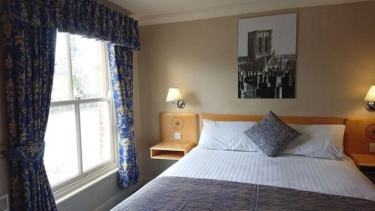 Queens Hotel