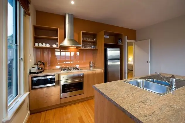 Queensberry Springs Villa 1 - Mutfak