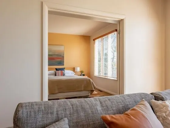 Queensberry Springs Villa 1 - Oda