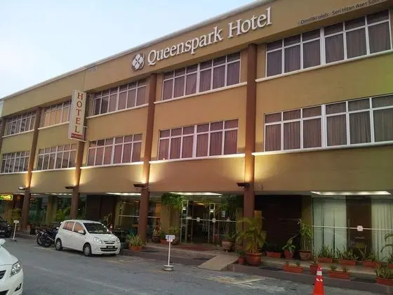Queenspark Hotel - Dış Mekan