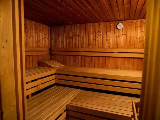 Hotel Quellenhof Bad Urach - Havuz