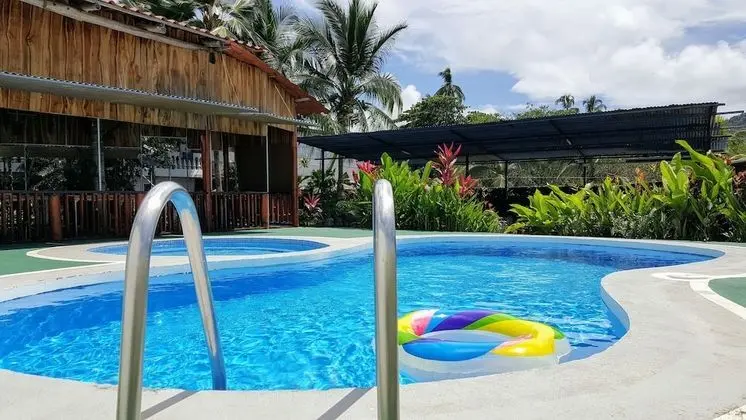 Hotel Quepos Paraíso - Havuz