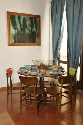 Qui Sentirai Il Battito Pulsante Di Bologna