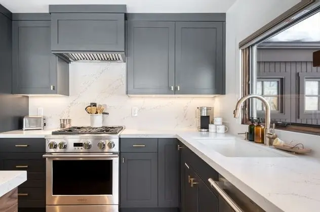 Quicksilver by Avantstay Park City Town House in Great Location! - Mutfak