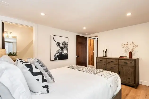 Quicksilver by Avantstay Park City Town House in Great Location! - Oda