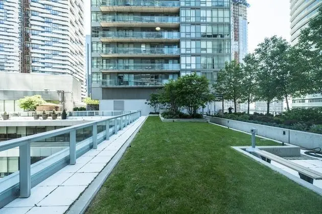QuickStay - Premium 2bdrm Downtown Condo - Dış Mekan