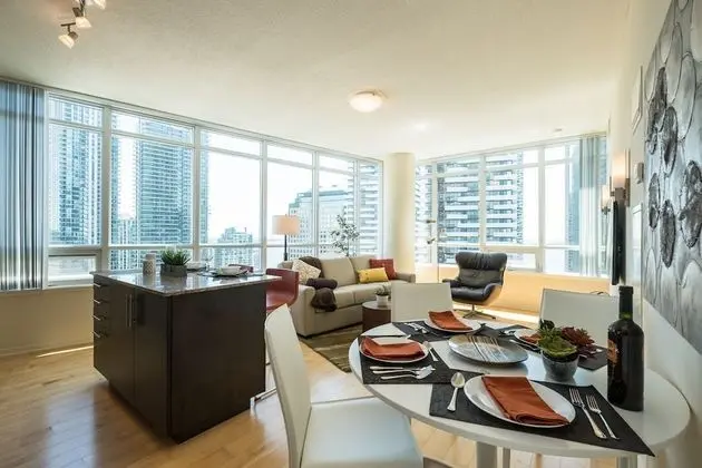 QuickStay - Premium 2bdrm Downtown Condo - Öne Çıkan Resim