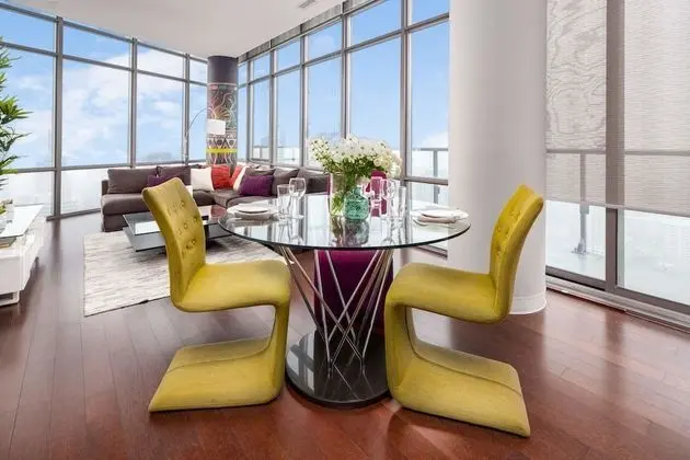 QuickStay Two-Bedroom Condo - Oda Düzeni