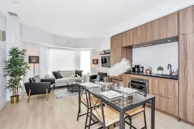 QuickStay Yorkville Condo - Yonge & Bloor - Oda Düzeni