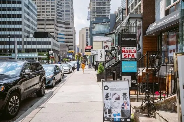 QuickStay Yorkville Paradise - Yonge & Bloor - Dış Mekan