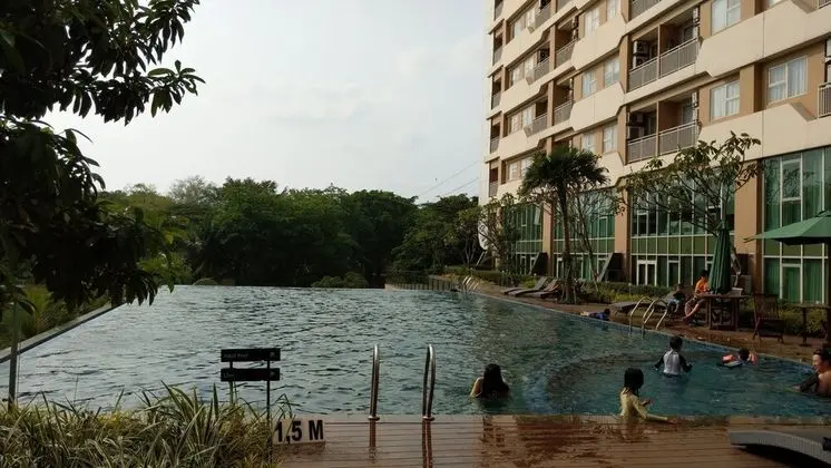 Quiet 3BRs pool and lake view