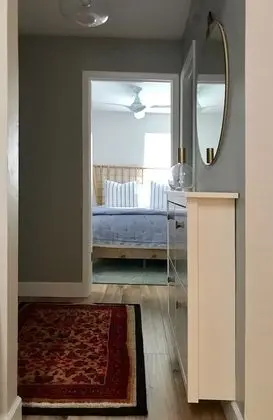 Quiet Convenient and Modern Haven