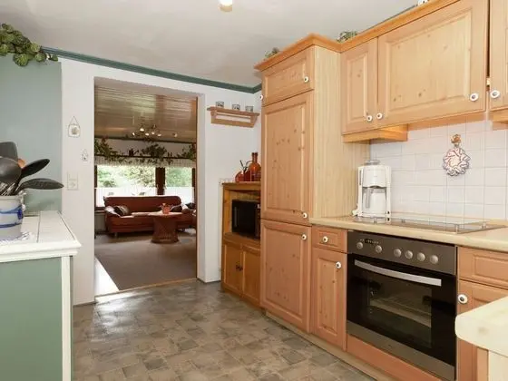 Quiet, Cozy Apartment in Menkhausen near Ski Area - Mutfak