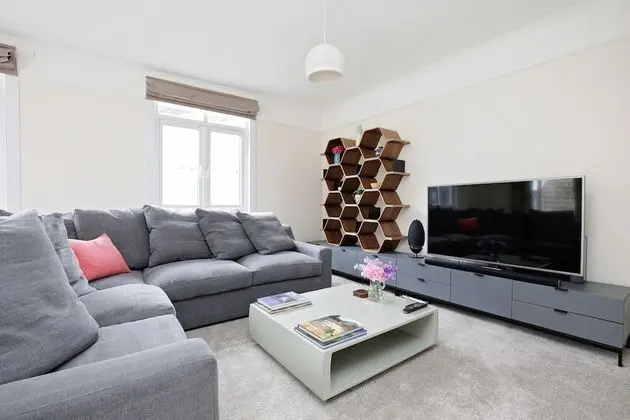 Quiet Historic Mews- Hyde Park