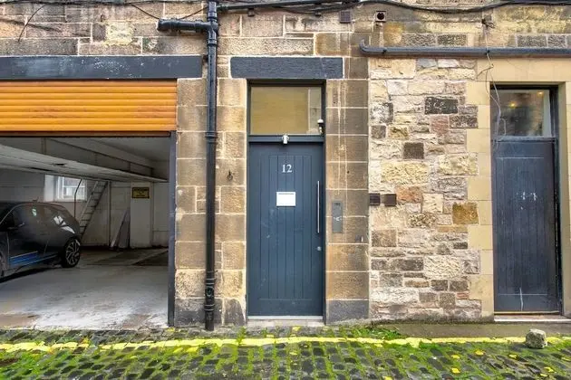 Quiet Mews Street Apartment in the Heart of Edinburgh - Dış Mekan