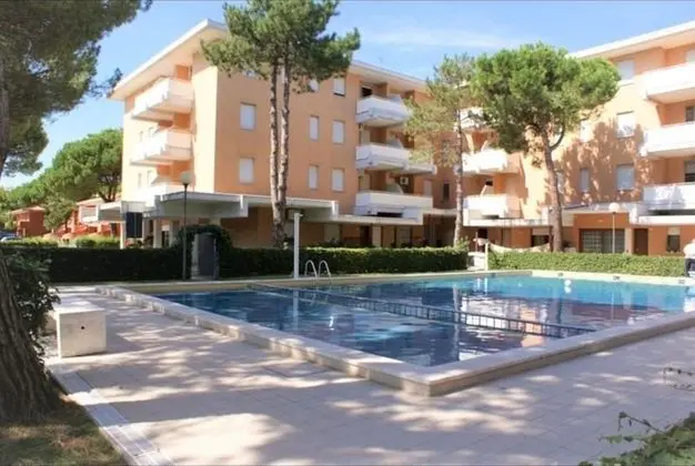 Quiet Residence With Pool - Airco - Private Parking - Beach Place Included - Havuz