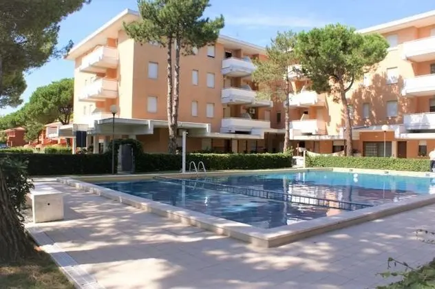 Quiet Residence With Pool - Airco - Private Parking - Beach Place Included - Öne Çıkan Resim