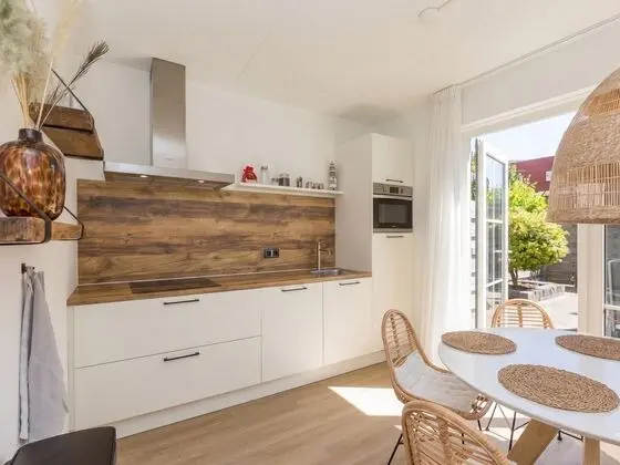 Quietly Located House Within Walking Distance of the Beach - Mutfak