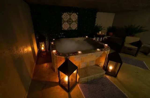 Quindeloma Art Hotel And Gallery - Spa
