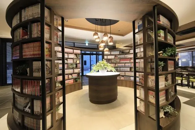 Quintessa Hotel Fukuoka Tenjin Comic & Books - Lobi