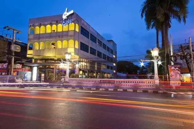Quip Bed & Breakfast Phuket Hotel