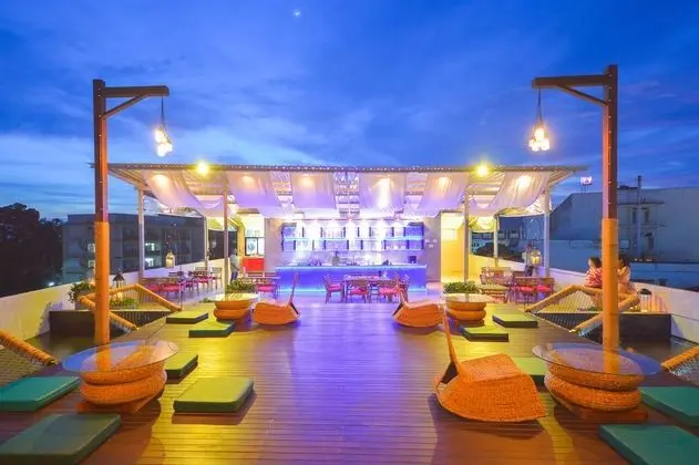 Quip Bed & Breakfast Phuket Hotel - Yerinde Yemek