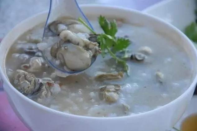 Quoc Thang Hotel - Yerinde Yemek
