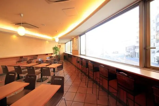 R&B Hotel Otsuka-eki Kita-guchi - Lobi