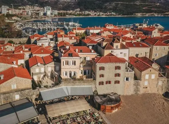 R-Club Old Town Apartments - Dış Mekan