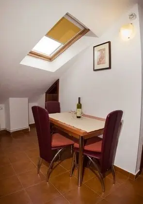 R-Club Old Town Apartments - Oda Düzeni