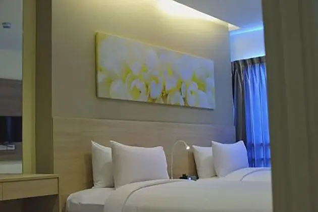 R-Con at Siam Hotel - Öne Çıkan Resim