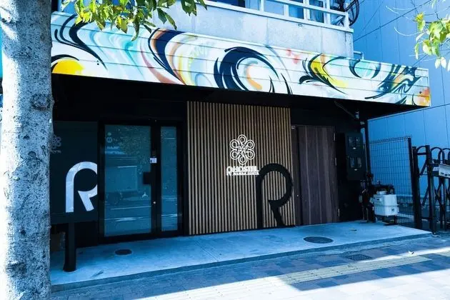 R Hostel Namba South