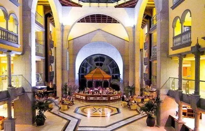 R2 Rio Calma Hotel - Lobi