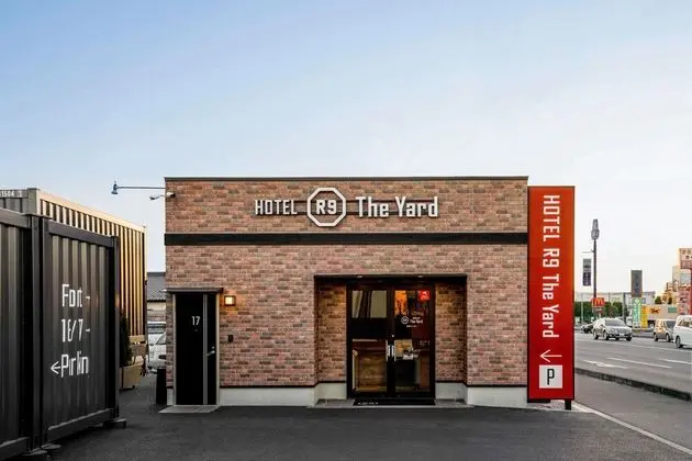 HOTEL R9 The Yard MOKA Inter - Lobi