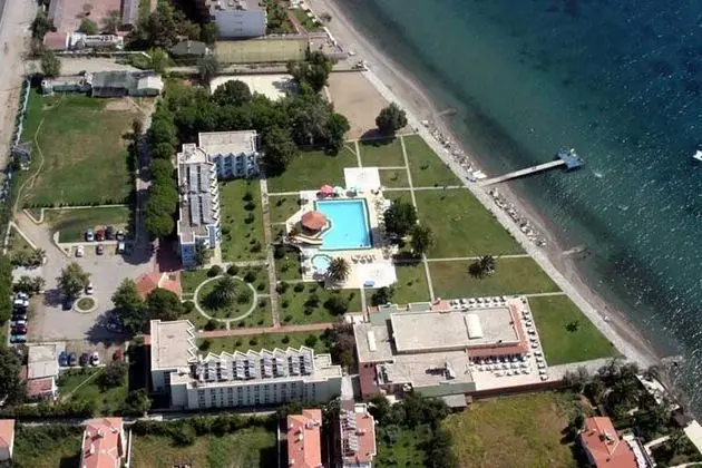 Ra Resort Otel
