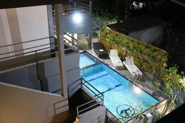 Rabasta Kuta Residence - Havuz