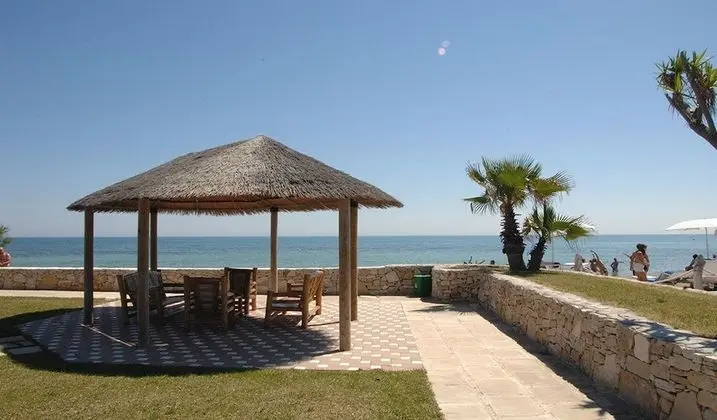 Racar Hotel & Resort