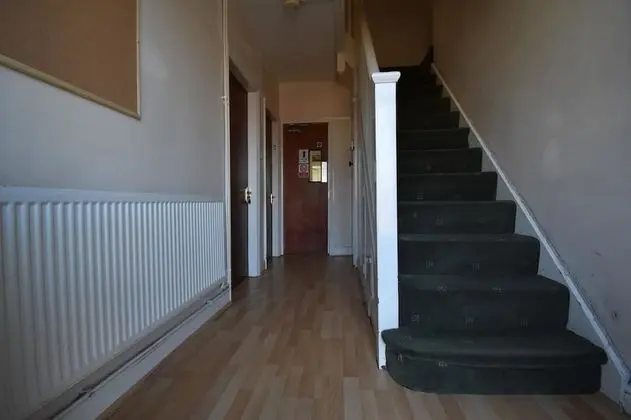 Racecourse Guest House - Lobi