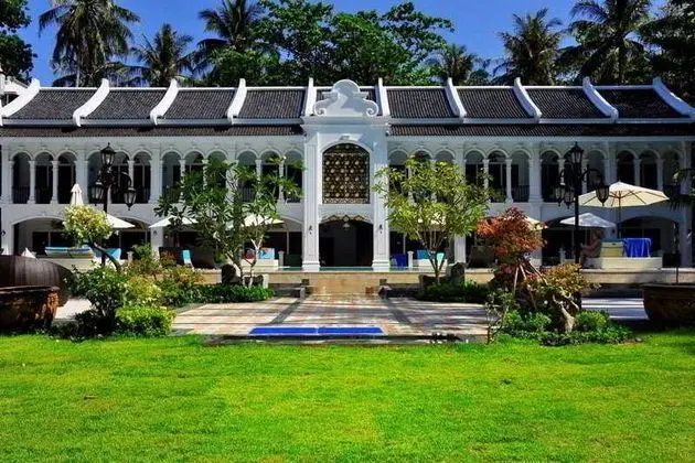 Racha Island Resort