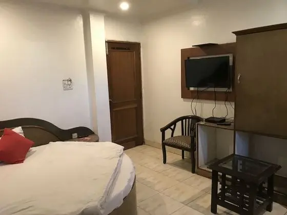 Hotel Rachana Tourist - Oda