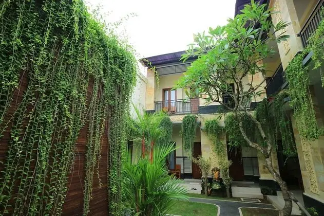 Raddeyapa Guest House