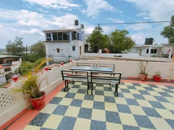 Radhika palace