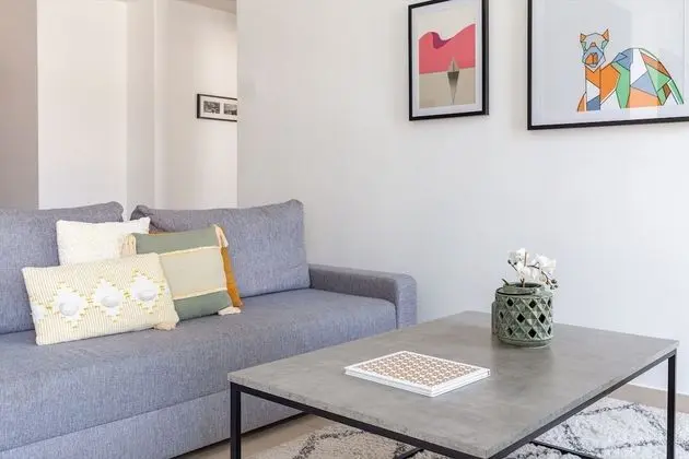 Radiant & Picturesque 1BR in Dubai Marina - İç Mekan