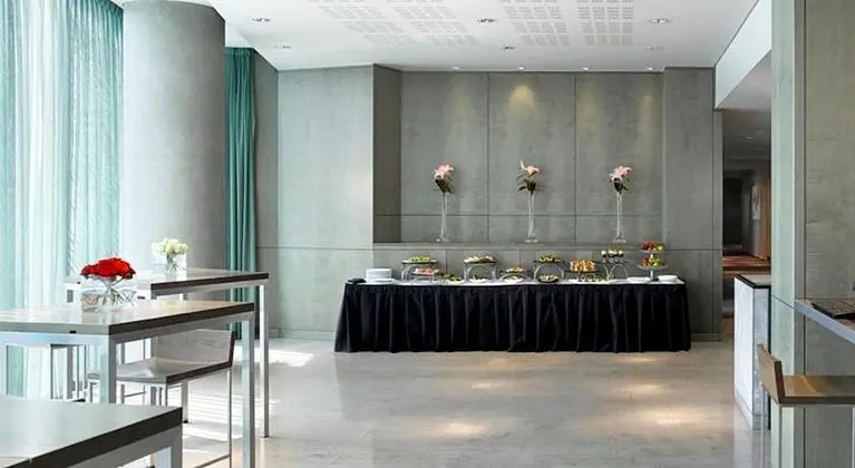 Radisson Blu Birmingham Hotel - Lobi