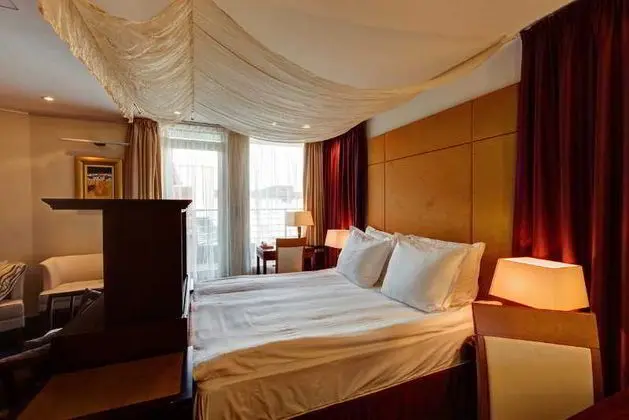 Radisson Blu Carlton - Oda