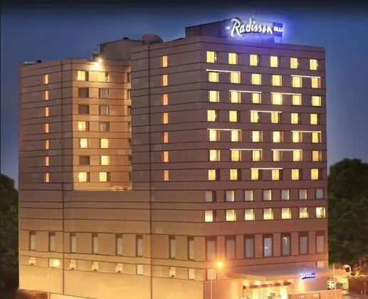 Radisson Blu Hotel Chennai City Centre - Dış Mekan