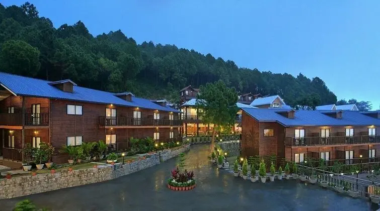 Radisson Blu Resort Dharamshala - Dış Mekan