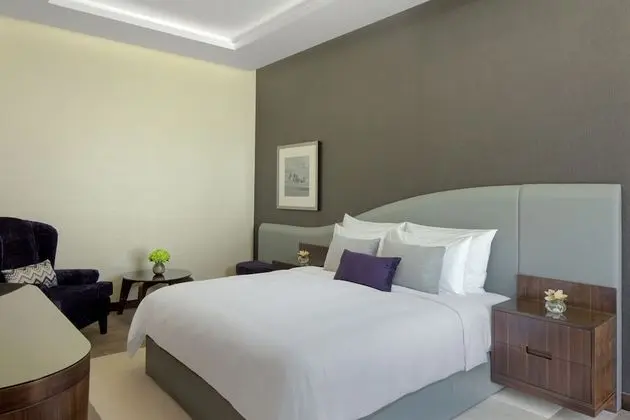 Radisson Blu Hotel Dubai Waterfront - Oda